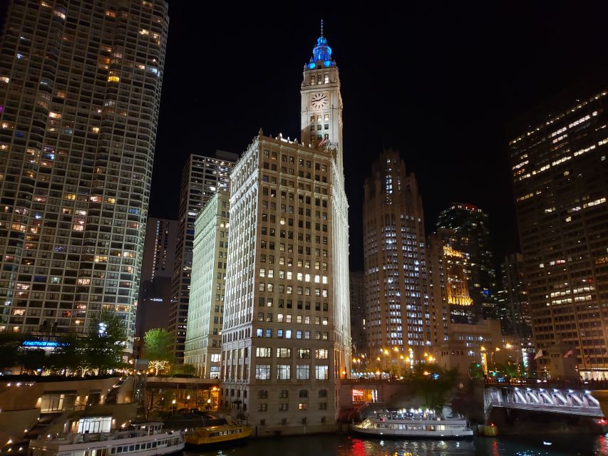 Chicago River: 1.5-Hour Guided Architecture Cruise - Quick heads-up before you go