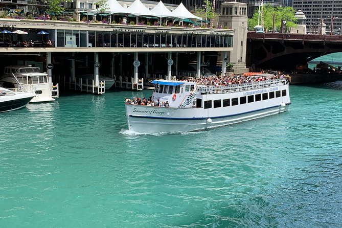 Chicago River 90-Minute Architecture Boat Tour - Weather and timing: plan for wind, cold, and sunset light