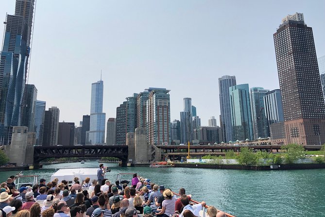 Chicago River 90-Minute Architecture Boat Tour - Stop-by-stop: what each landmark adds to the story