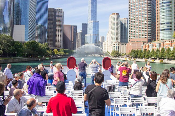 Chicago River 90-Minute Architecture Tour - Meeting at 400 N Michigan Ave and Finding the Dock Fast
