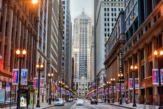 Chicago's Secret Interiors Architectural Walking Tour - Chicago’s Secret Interiors: why you’ll notice more than the skyline