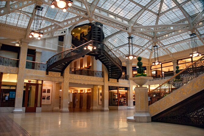 Chicago's Secret Interiors Architectural Walking Tour - Palmer House (Hilton): Gilded Age hotel glamour rebuilt after 1871
