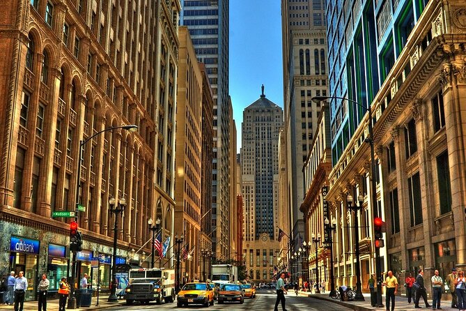 Chicago's Secret Interiors Architectural Walking Tour - Marshall Field and Company: the Tiffany dome and the Tea Room mood