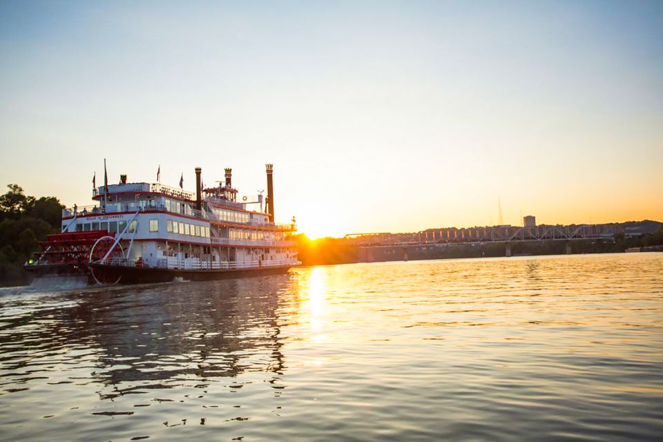 Cincinnati: Riverboat Cruise with Lunch and Entertainment - Cincinnati Meets Kentucky on a Vintage Ohio River Boat