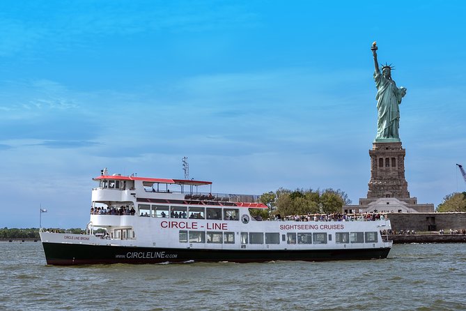 Circle Line: 1.5hr - New York City Landmarks Cruise - Brooklyn Bridge Pass: Classic New York, Up Close and Personal