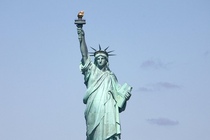 Circle Line: New York City Statue of Liberty Super Express Cruise - Lady Liberty From the Water: The Close-Up Photo Moment