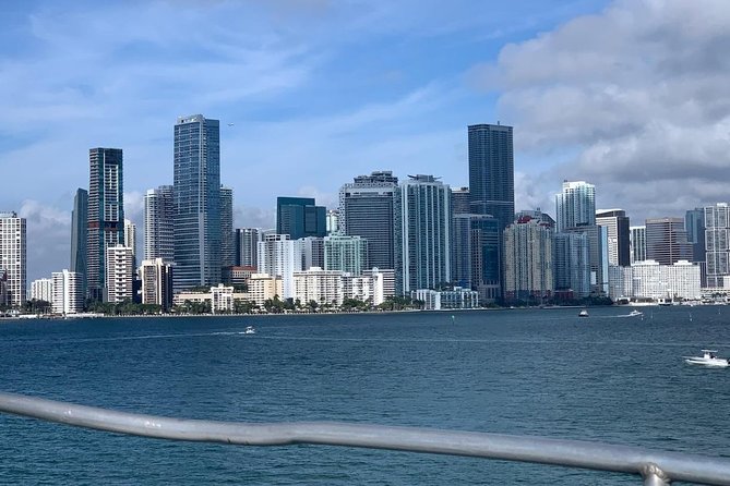 City Half Day Tour of Miami by Bus with Sightseeing Cruise - Star Island Cruise: Narration, Islands, and Homes of the Famous