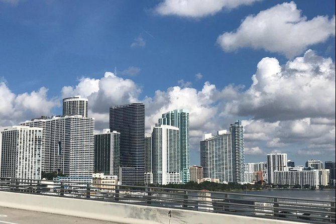 City Half Day Tour of Miami by Bus with Sightseeing Cruise - Bayside Marketplace: The One-Hour Reset for Lunch and Shopping