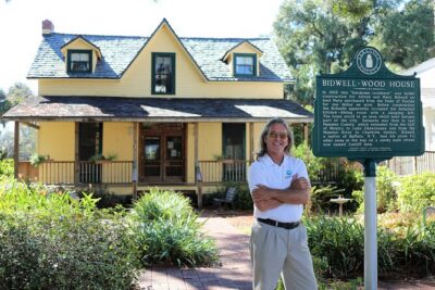 City Sightseeing Trolley Tour of Sarasota - Where You Start at 1826 4th St (and Why That Location Helps)