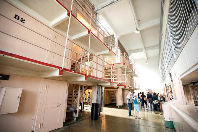 Combo Tour: Alcatraz Island and San Francisco Grand City Tour - Chinatown to North Beach: the easiest way to feel SF’s neighborhood rhythm