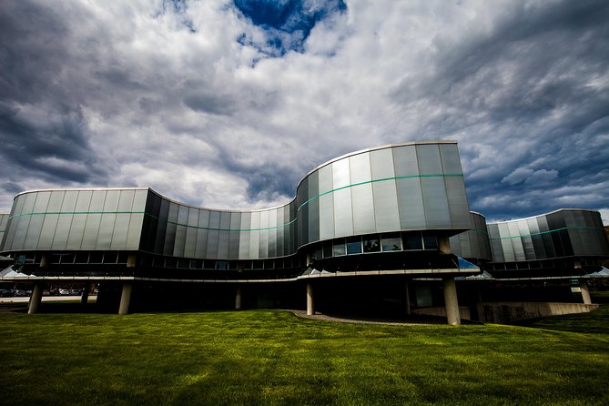 Corning Museum of Glass Admission Tickets - Glass Innovation Center: where optics and windows stop being abstract