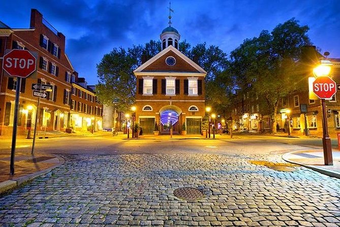 Dark Philly Adult Night Tour - Adult-only night tour rules: what Dark Philly means in practice
