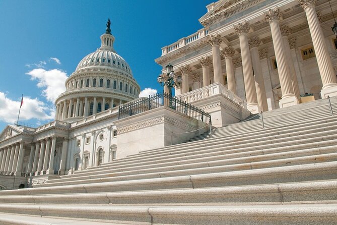 DC Monuments and Capitol Hill Tour by Electric Cart - War memorials: a quiet, fast but meaningful segment