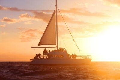 Deluxe Na Pali Sunset Tour on the Lucky Lady - The cruise route: 16 miles of cliffs, sea caves, and changing light