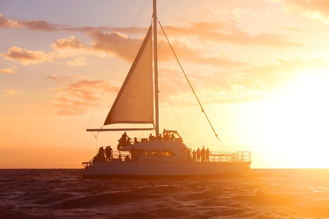 Deluxe Na Pali Sunset Tour on the Lucky Lady - The cruise route: 16 miles of cliffs, sea caves, and changing light