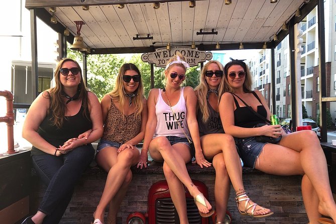 Downtown Nashville Public Party Tractor 21+ Only - The Ride Through Downtown: What the Experience Feels Like