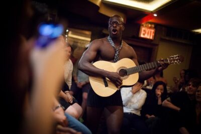 Drunk Shakespeare Ticket NYC - Drinks during the show: what’s included, what to expect, and how to plan