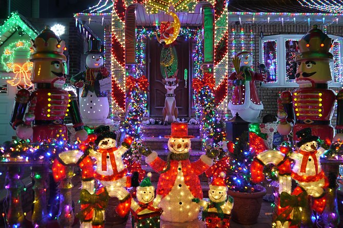 Dyker Heights Brooklyn Christmas Lights Tour - Times Square to Brooklyn: The Shuttle Part You’ll Actually Appreciate