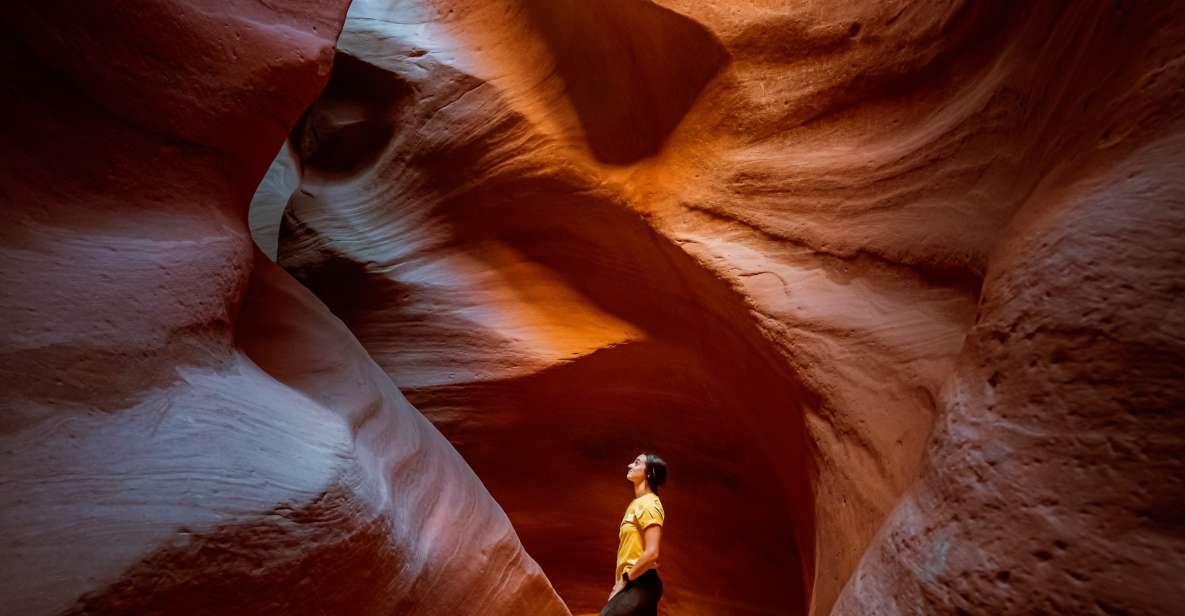 East Zion: Crimson Slot Canyon Exploration and UTV Tour - Checking In at Orderville: The Sinclair Coffee Shop Start