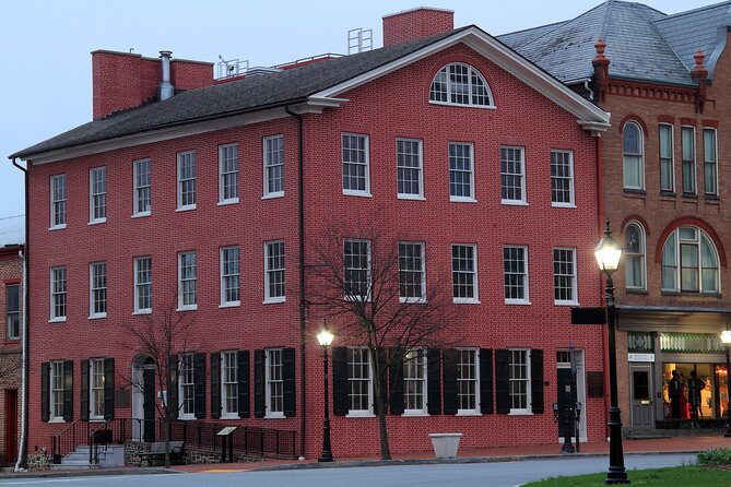 Echoes of War All Ages Ghost Tour - Gettysburg Ghosts Meet Real Battle Landmarks