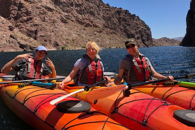 Emerald Cave & Black Canyon Kayak Tour with Vegas Pickup - Single vs Tandem Kayaks: Choosing the Right Seat