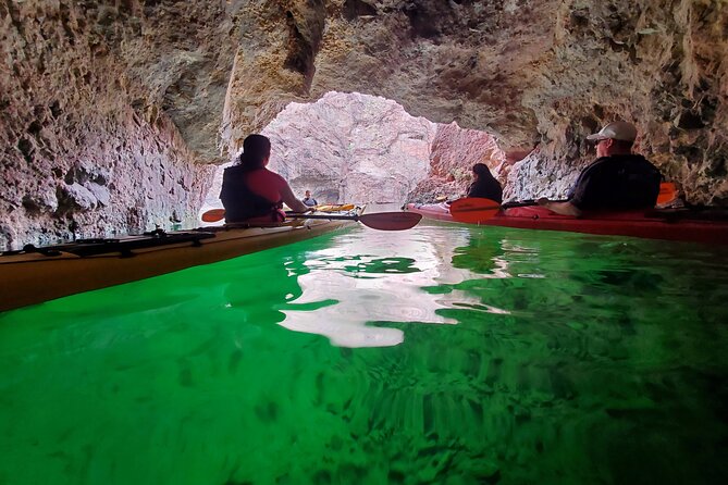 Emerald Cave Express Kayak Tour with Scenic & Historic Stops - The Paddle Route: Historic River Sites Before You Reach the Cave