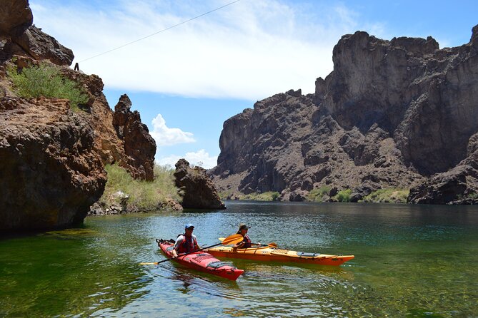 Emerald Cave Kayak Tour with Lunch & Las Vegas Shuttle Option - Emerald Cove (Emerald Cave): A Small Photo Stop, Not a Caving Adventure