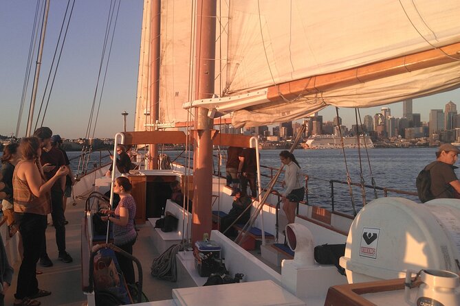Evening Colors Sunset Sail Tour in Seattle - How long you’re really sailing: timing and what to expect