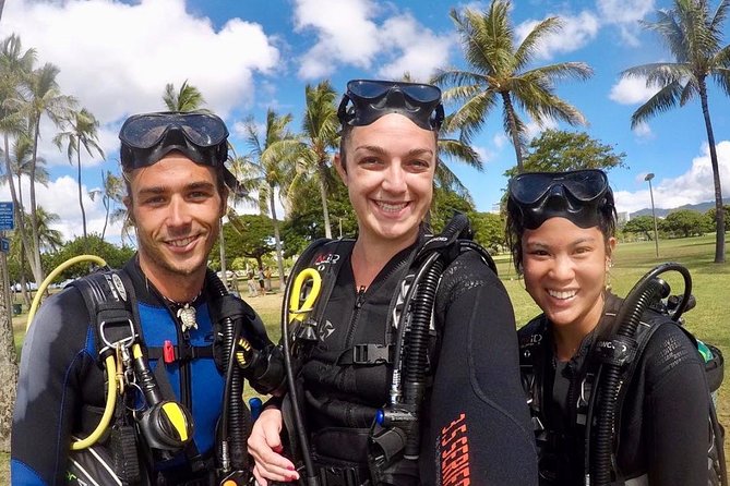 First-Time Scuba Diving in Honolulu + Free Videos - Price and Value for a 90-Minute Honolulu Session