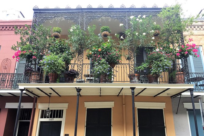 French Quarter Historical Sights and Stories Walking Tour - Getting started on Dumaine St and ending in Jackson Square