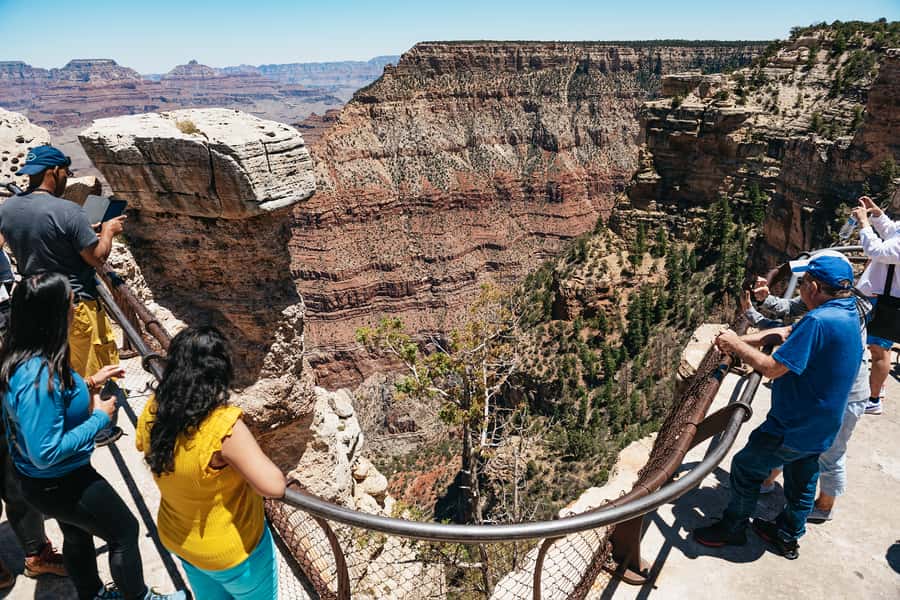From Las Vegas: Grand Canyon South Rim Day Trip - Bright Angel Visitor Center and the Optional 2.5-Mile Ridge Walk