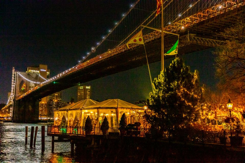 From Manhattan: 4-Hour Dyker Heights Holiday Lights Bus Tour - Christmas in Dyker Heights, without the guesswork