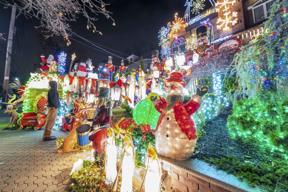 From Manhattan: Dyker Heights Lights & Skyline Tour - Price and Value: Is $55 Worth It?