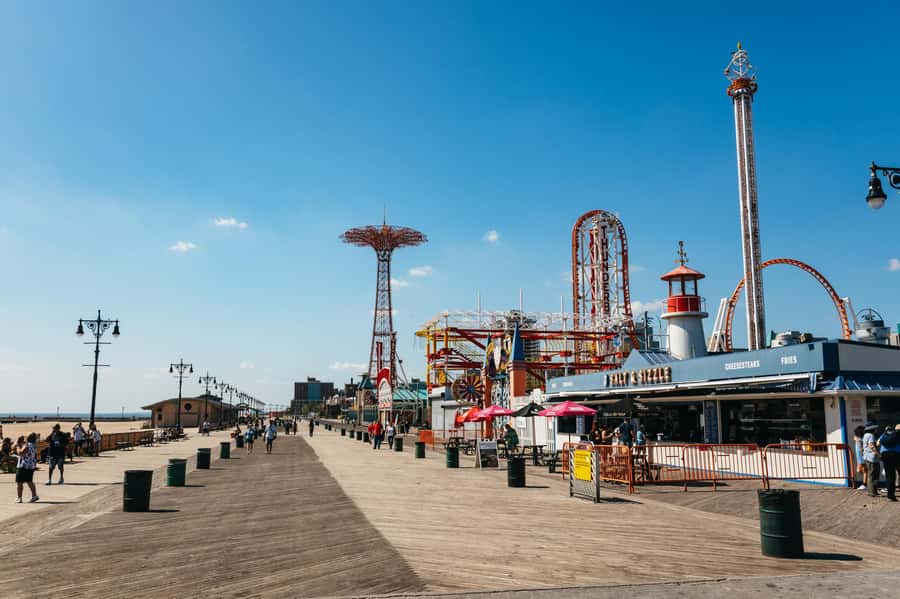 From Manhattan: Full-Day NYC Boroughs and Coney Island Tour - Getting Your Bearings: Why This Boroughs Tour Works