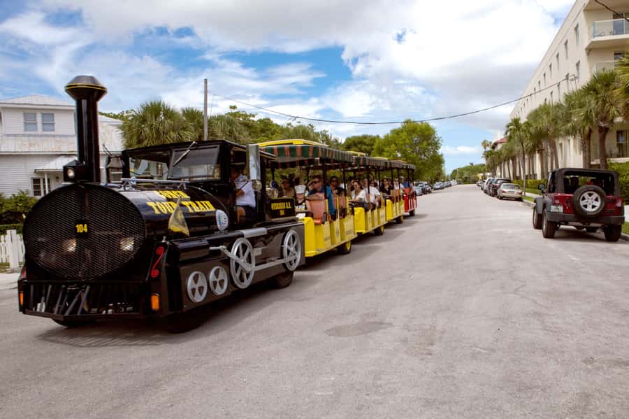 From Miami: Key West Day Tour by Motor Coach Bus - Who this Miami-to-Key West coach trip is best for