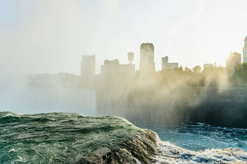 From New York City: Niagara Falls One Day Tour - The 5-Hour Niagara Falls Window: Enough Time to See More Than Photos