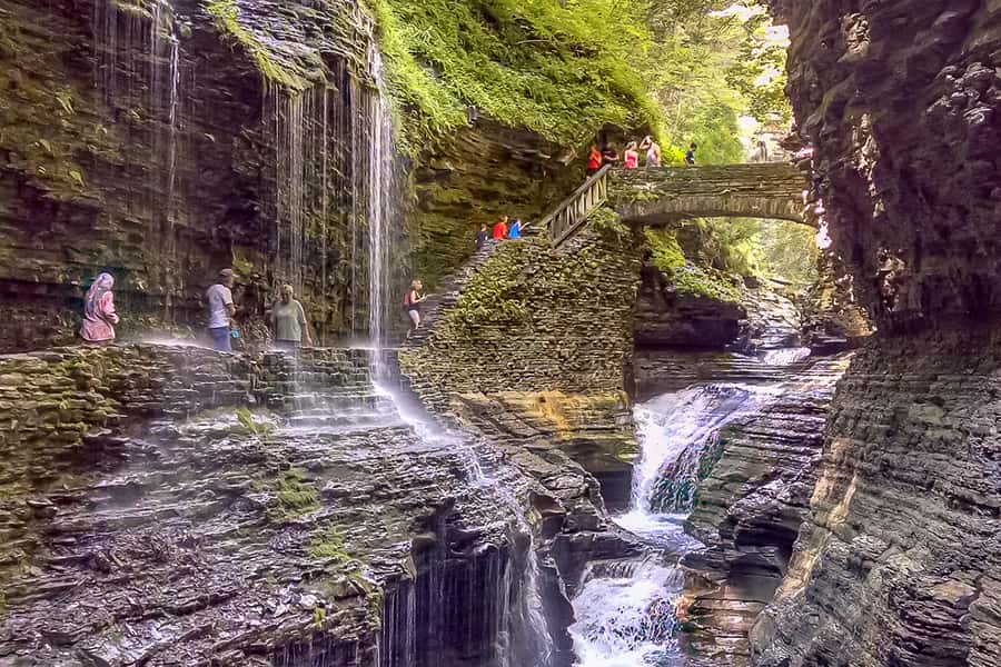 From NYC: Niagara Falls with Outlet Shopping, 2-Day Tour - Maid of the Mist (and the winter swap): what you’re really buying