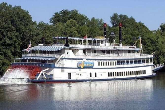 General Jackson Showboat Lunch or Dinner Cruise in Nashville - How the four hours play out: from pickup to the river