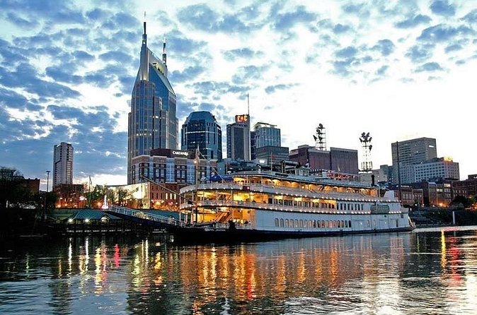 General Jackson Showboat Lunch or Dinner Cruise in Nashville - Decks, seating, and accessibility: plan where you’ll stand and sit