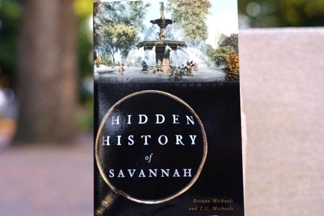 Genteel and Bard's Savannah History Walking Tour - A 2-hour walk that starts on Bull Street