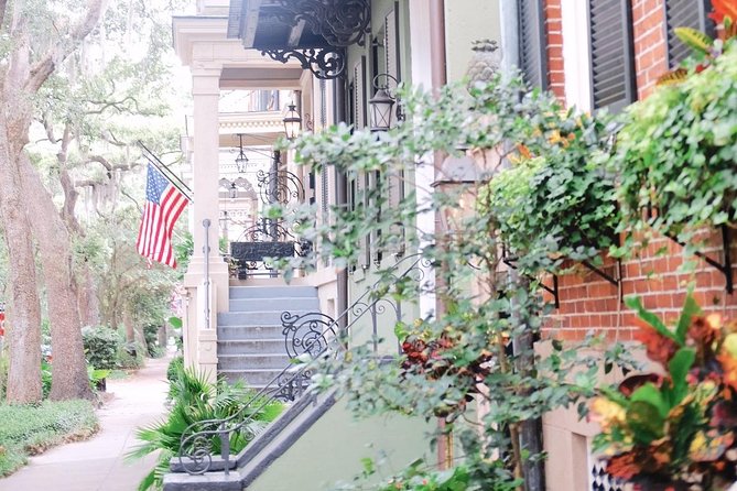 Genteel and Bard's Savannah History Walking Tour - Madison Square: Civil War turning points and the Green-Meldrim House