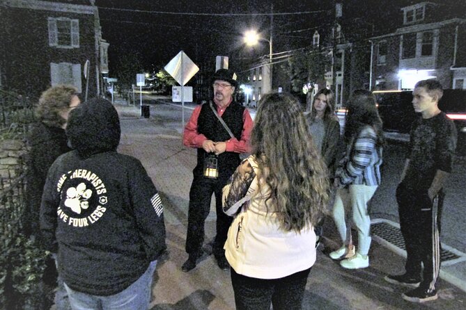 Gettysburg: Ghost Hunt Tour with Ghost Hunting Equipment - Gettysburg After Dark, With Civil War Footsteps Under Your Shoes