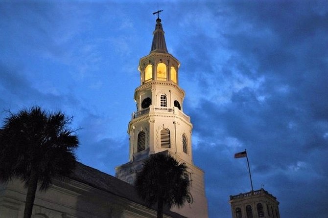 Ghosts of Charleston Night-Time Walking Tour with Unitarian Church Graveyard - Guide energy makes or breaks the night