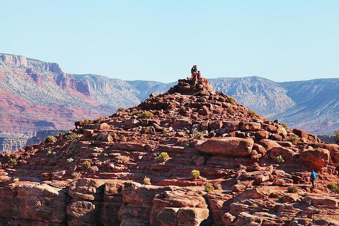Grand Canyon West + Hoover Dam Photo Stop + Optional Skywalk Tour - Food, Breaks, and Bus Comfort: Where Value Gets Tested