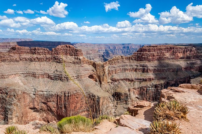 Grand Canyon West Rim by Coach with Helicopter Tour and Meals - Grand Canyon West Rim Arrival: 4 Hours That Go Fast