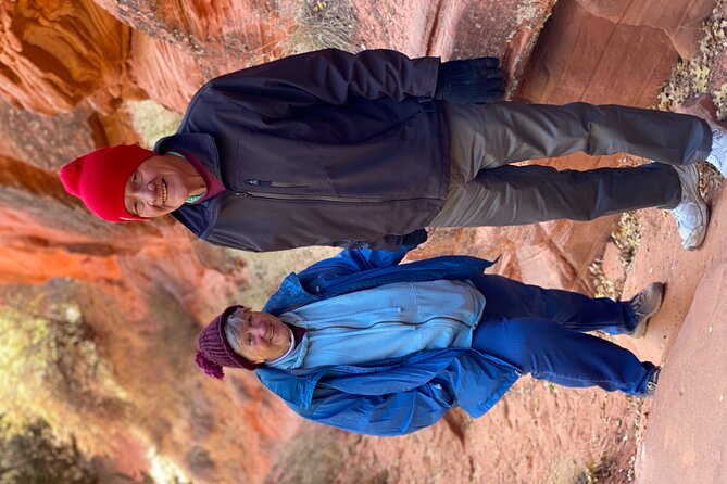 Guided Hike through Peek-a-Boo Slot Canyon (Small Group) - Terrain and Comfort: What to Wear and Who This Fits