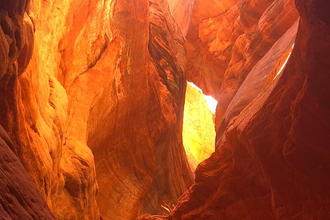 Guided Hike through Peek-a-Boo Slot Canyon (Small Group) - The Small-Group Setup: Calm, Friendly, and Easy to Follow