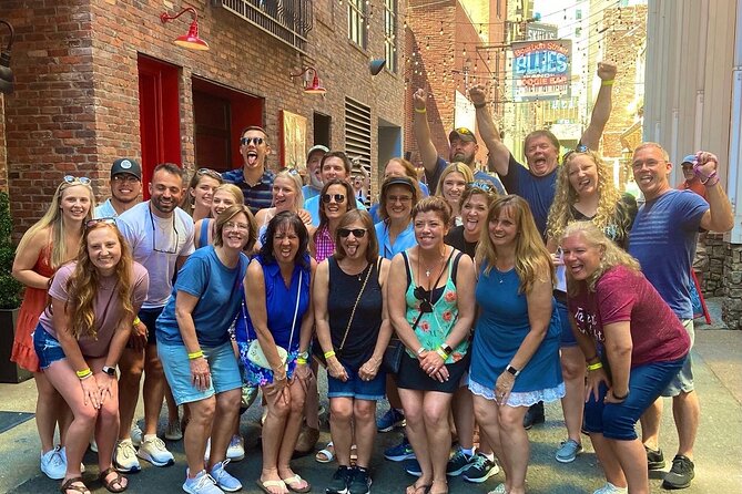 Guided Pub Crawl Walking Tour of Downtown Nashville - Where you meet: easy start, flexible finish