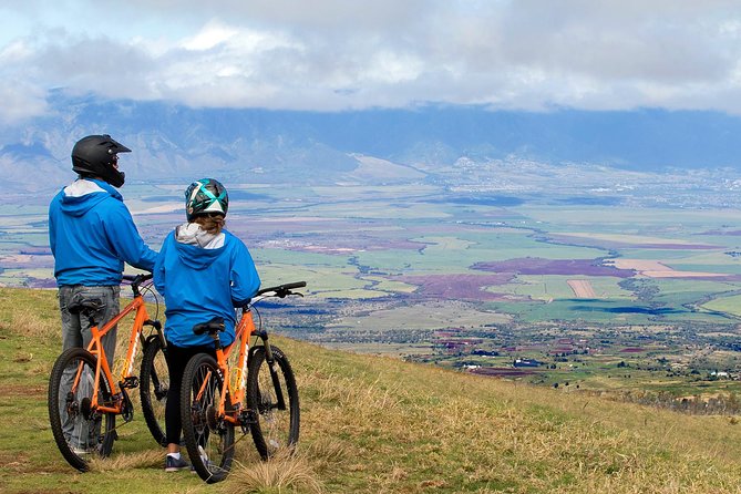 Haleakala Sunrise Best Self-Guided Bike Tour - The bike setup: Kona bike plus cold-weather gear