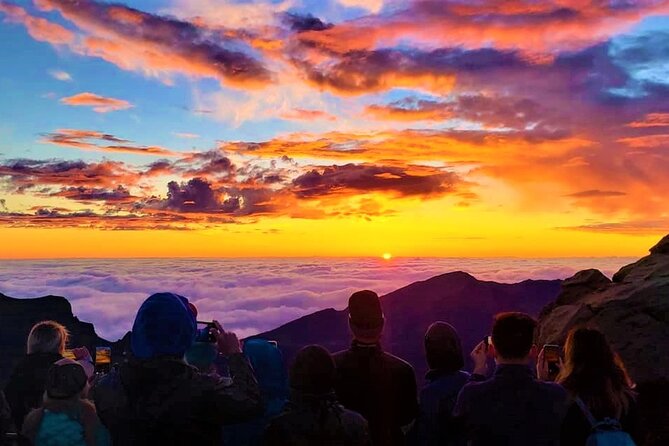 Haleakala Sunrise Best Self-Guided Bike Tour - Meeting point and early-morning reality at Haiku Road